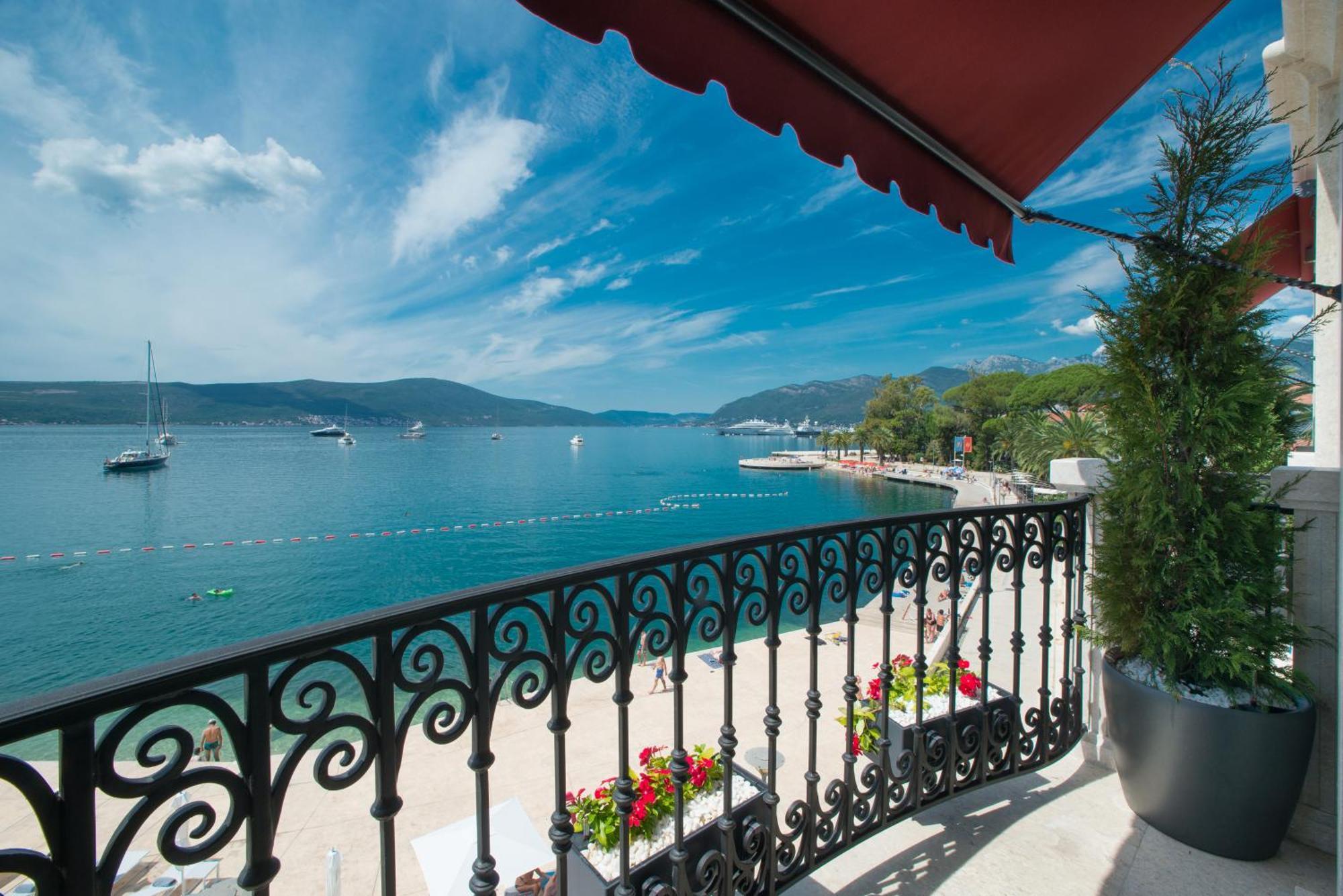 Boutique Hotel La Roche ティヴァト エクステリア 写真